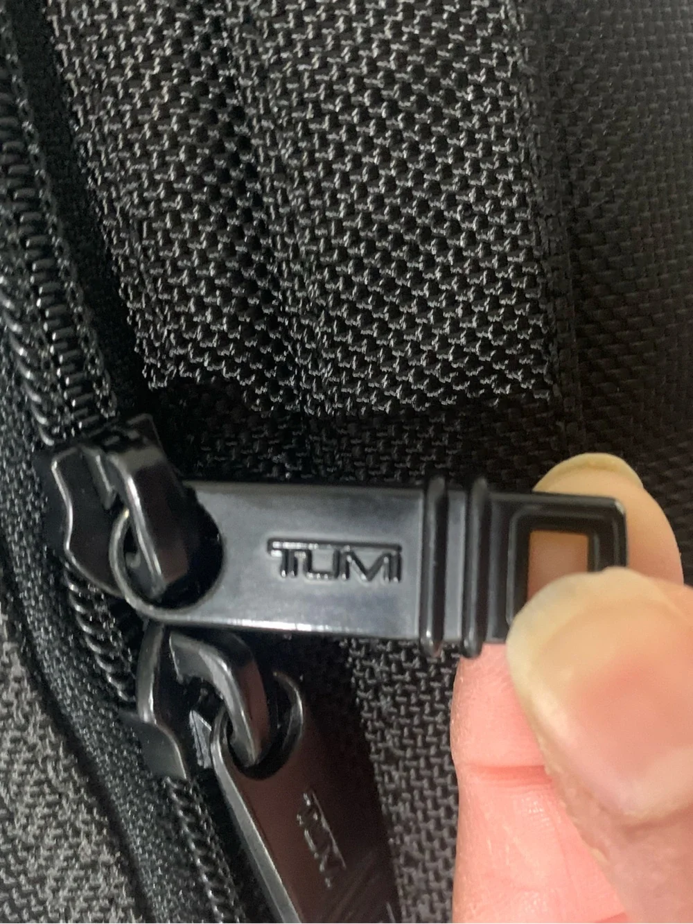 TUMI Alpha Hanging Travel Kit Bag